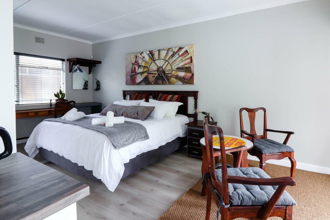 Arbour1 Guesthouse Джордж Екстериор снимка