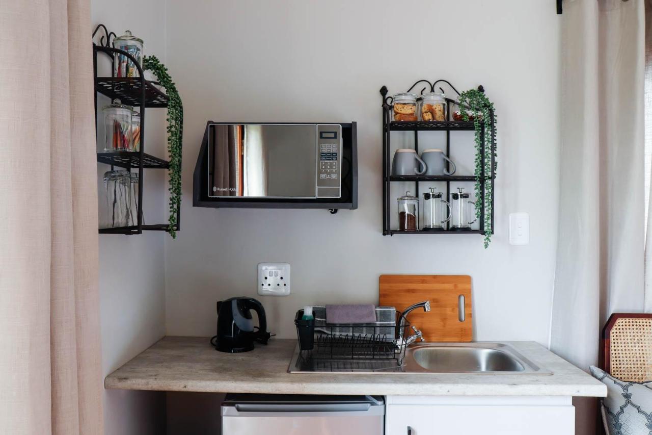 Arbour1 Guesthouse Джордж Екстериор снимка